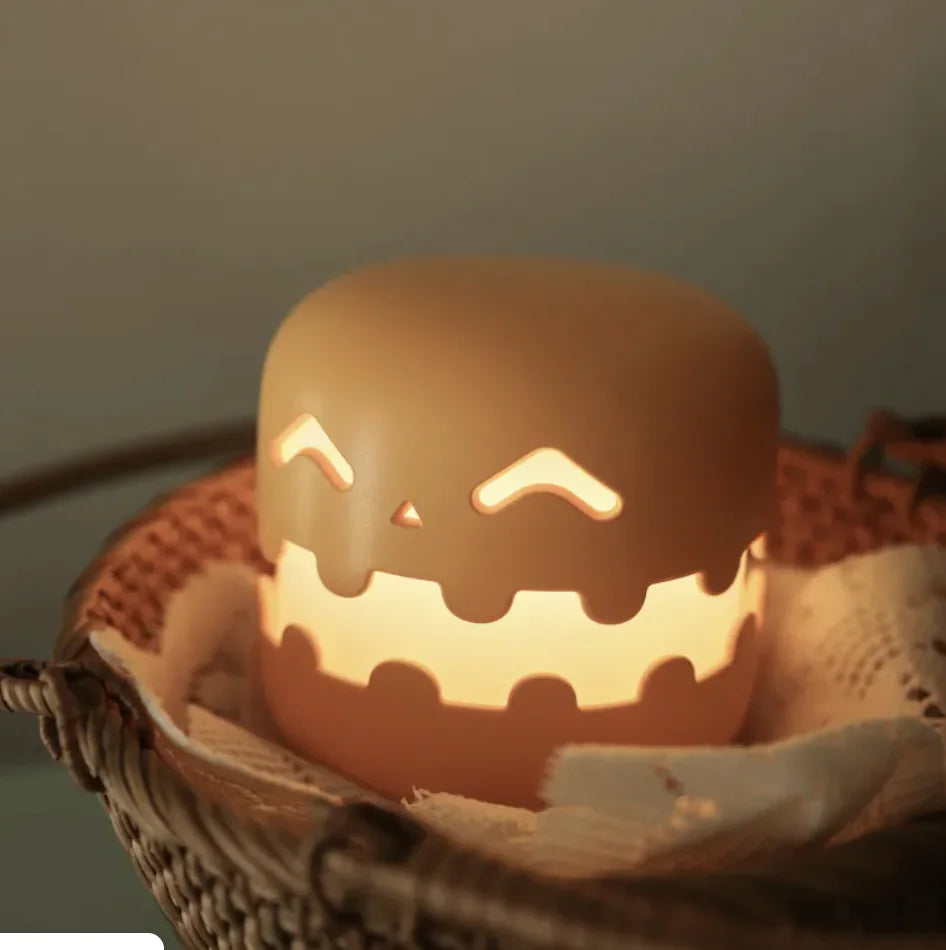 Pumpkin Lamp - Halloween Ambience Light & Funny Decoration